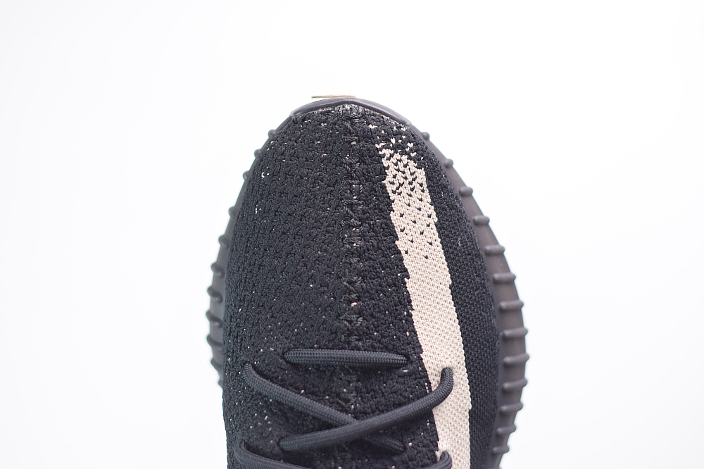 Yeezy Boost 350V2黑白色 经典黑白椰子运动跑鞋 货号:BY1604