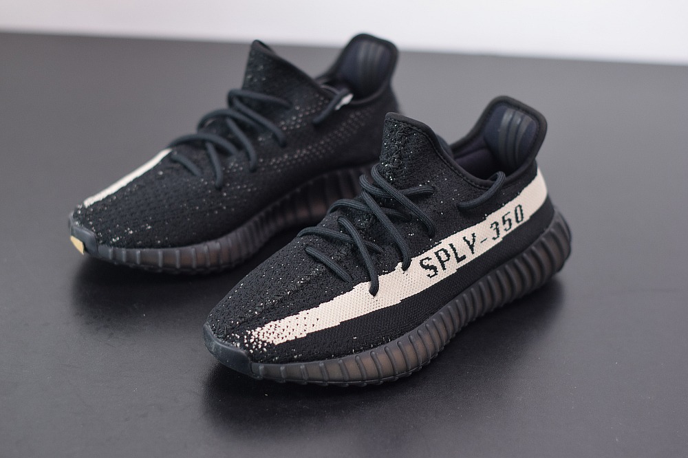 Yeezy Boost 350V2黑白色 经典黑白椰子运动跑鞋 货号:BY1604