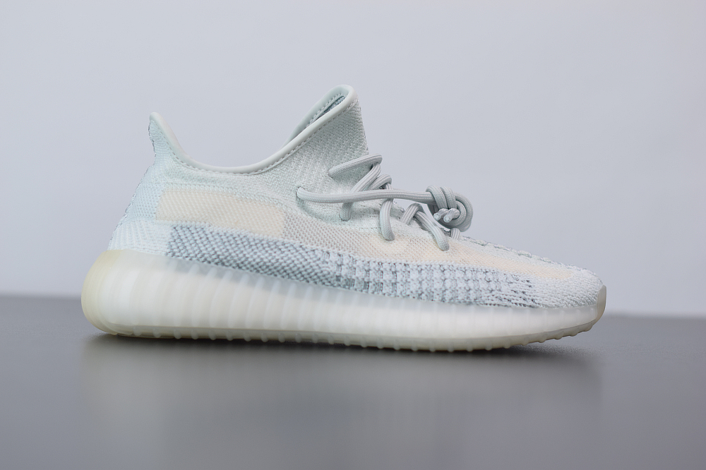 Yeezy350冰蓝满天星尺码36-