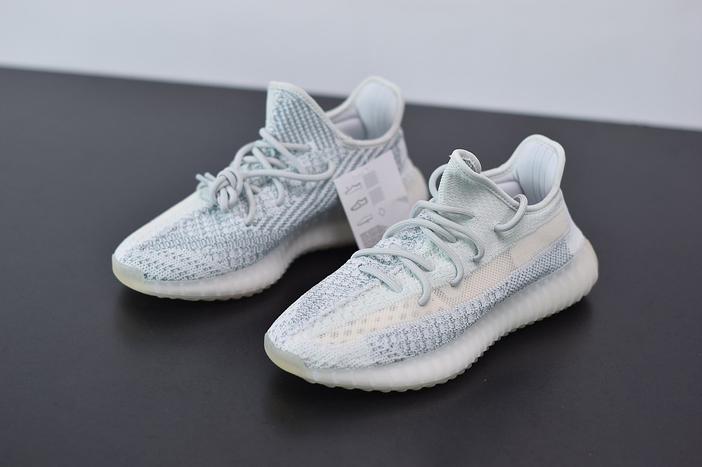 Yeezy350冰蓝满天星尺码36-