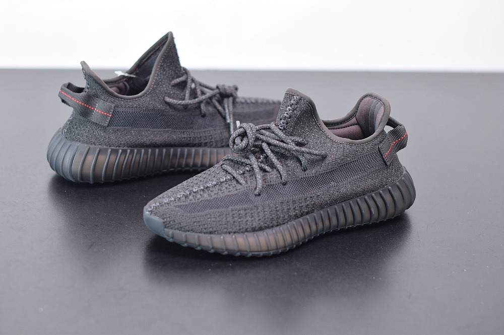 Yeezy Boost 350V2黑满天星椰子运动跑鞋 官方货号:FU9007