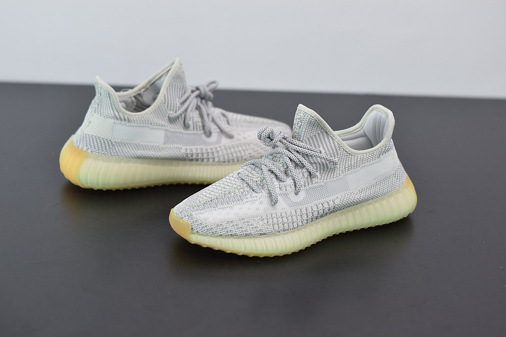 Adidas Yeezy Boost 350V2 灰天使椰子运动跑鞋 货号 FX4348