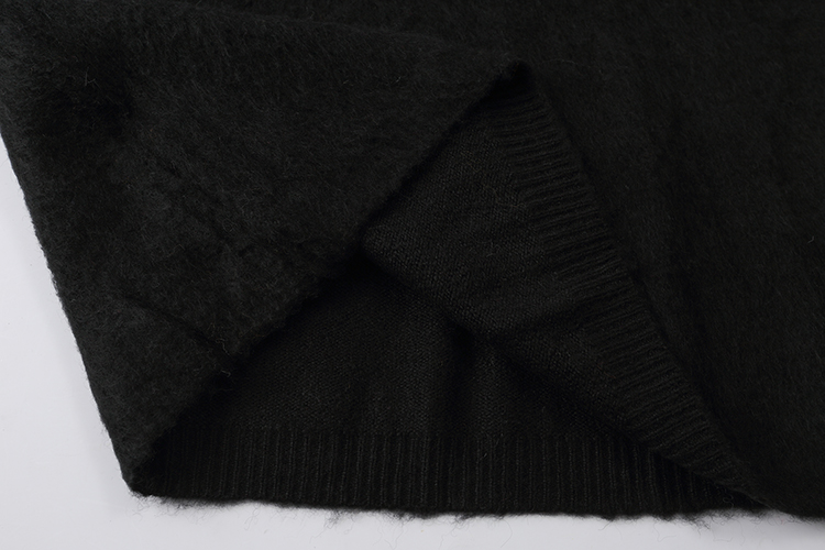 “TC 302# Spot Surface Composition: Horse Hull, Ammonia, Wool Gravitational Sweater” - 图片 5