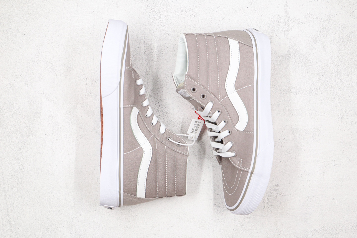 150 VANS范斯经典系列Canvas Sk8-Hi灰白色高帮帆布鞋休闲板鞋TS9L5O 型号：SX43