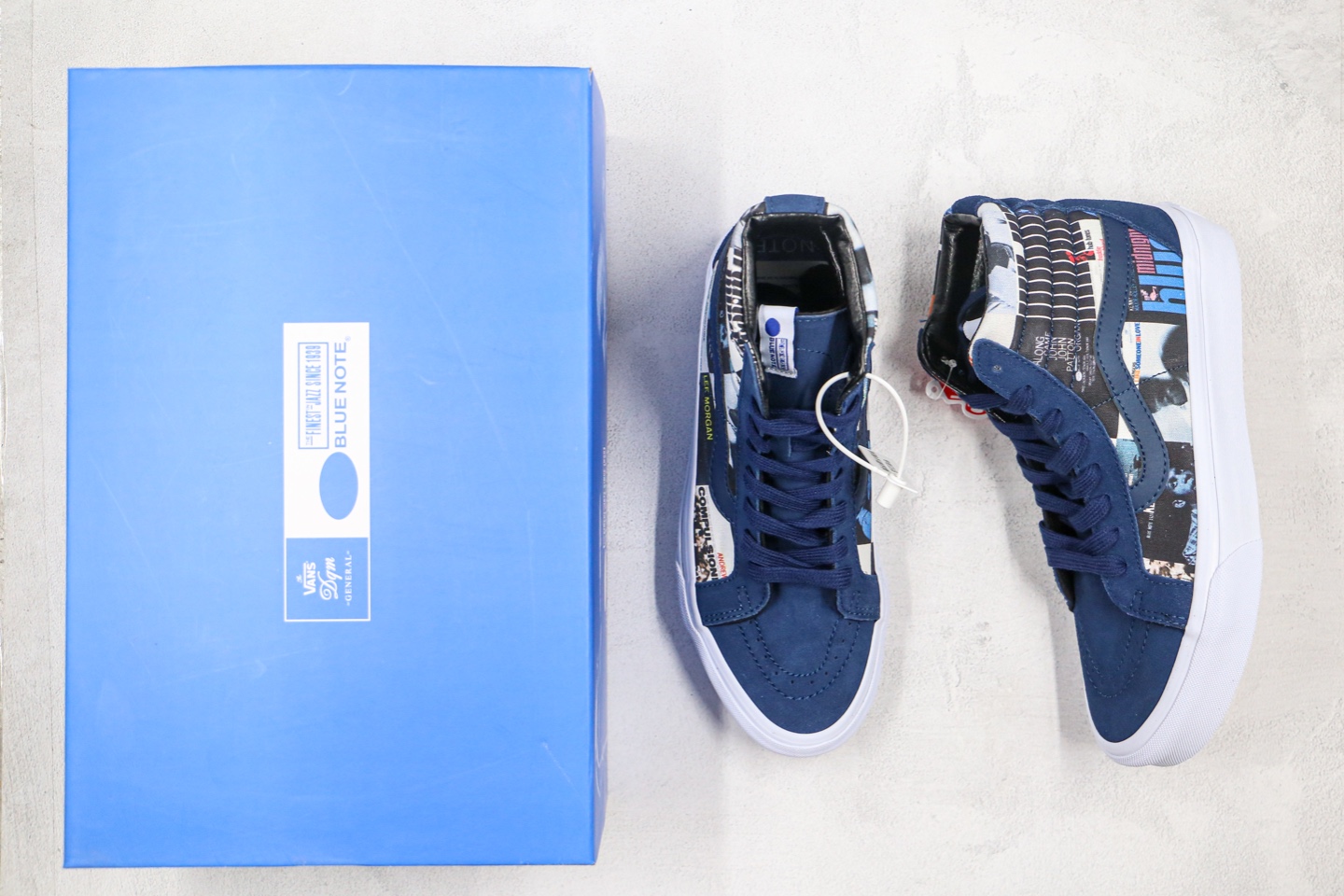 180 蓝盒 万斯VANS DQM 高帮 蓝色 涂鸦 人像 印花 三方联名 蓝色图案