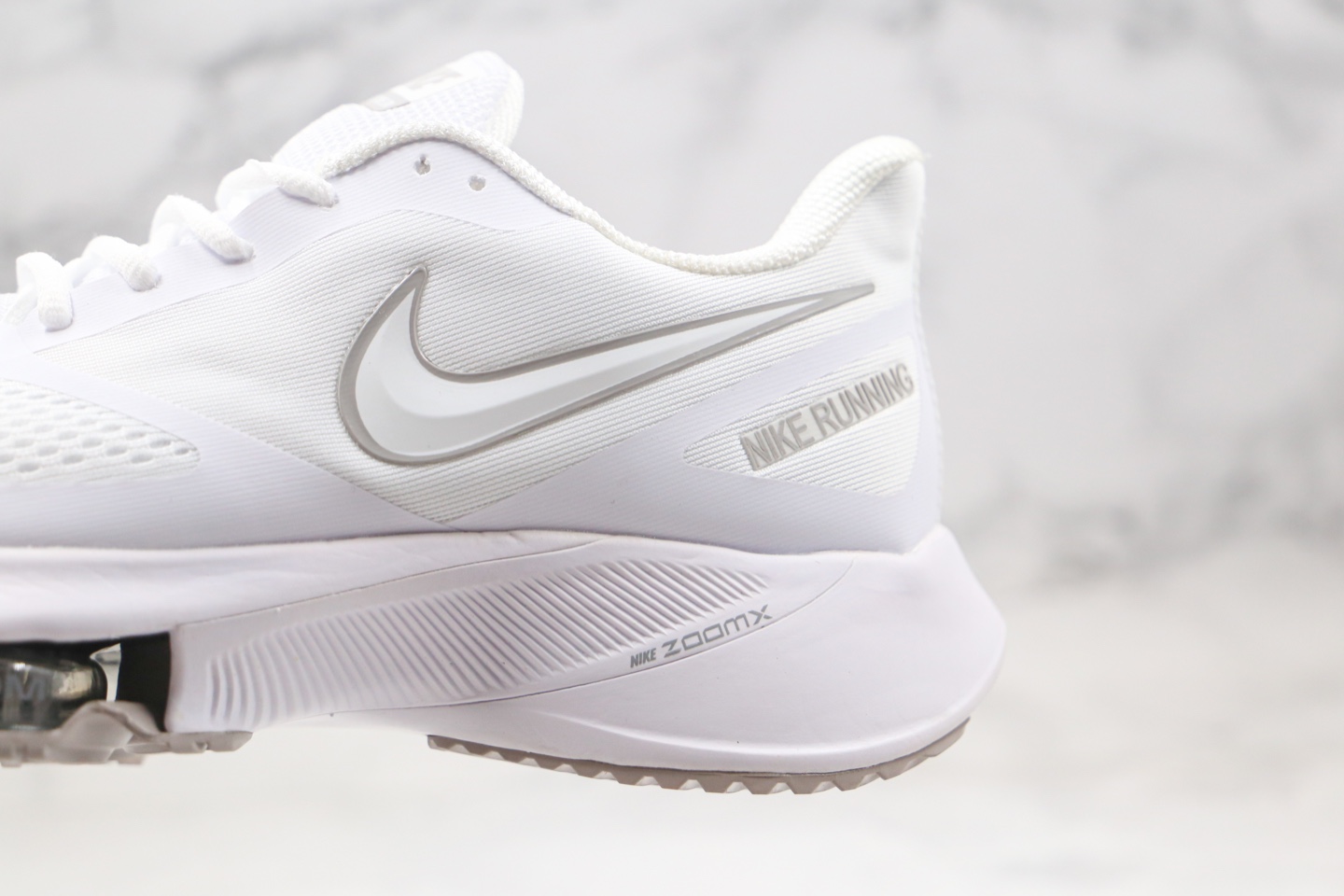 240 公司级 37X NEXT％酷似破2战靴 马拉松nike  zoom  winflo 37X 采用飞织半透明鞋面CI9923 085