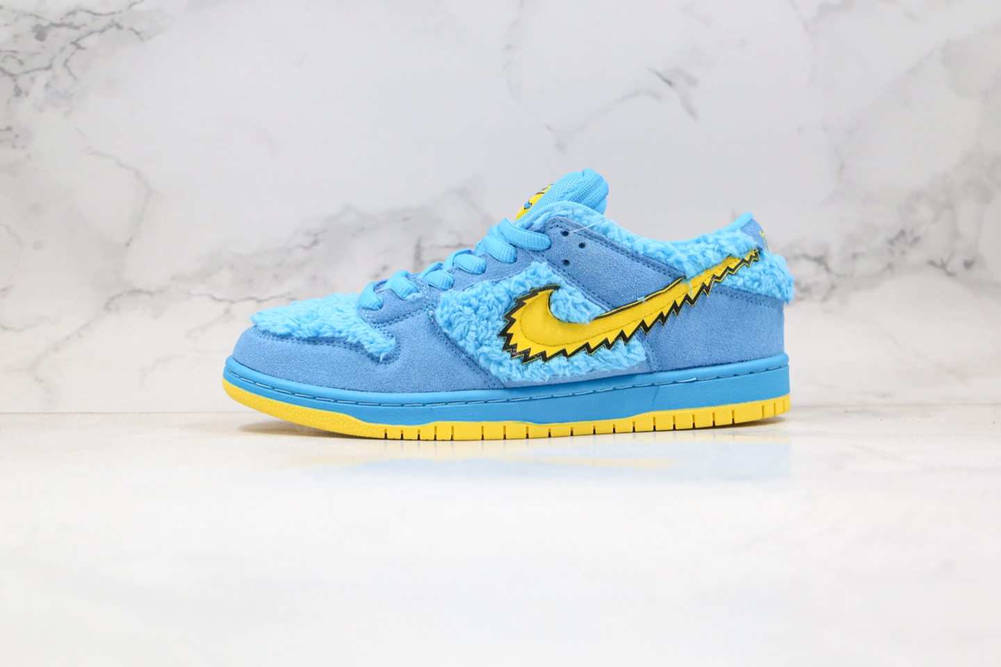 270 SB板鞋 五只熊 跳舞小熊  蓝色 小熊 “熊毛”NIKE SB DUNK LOW PRO QS 货号：CJ5378 500
