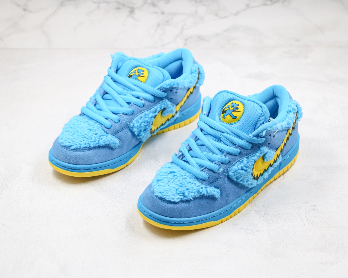 270 SB板鞋 五只熊 跳舞小熊  蓝色 小熊 “熊毛”NIKE SB DUNK LOW PRO QS 货号：CJ5378 500
