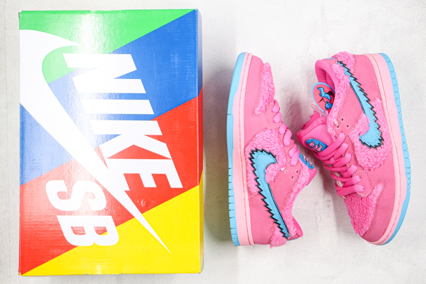 270 SB板鞋 五只熊 跳舞小熊 毛茸茸 粉色 小熊 “熊毛”NIKE SB DUNK LOW PRO QS CJ5378-600