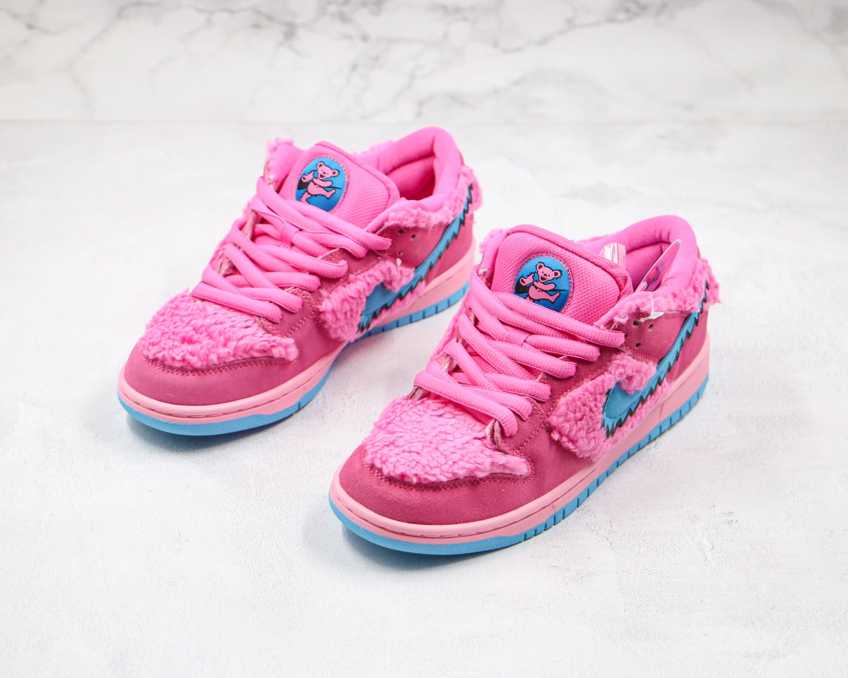 270 SB板鞋 五只熊 跳舞小熊 毛茸茸 粉色 小熊 “熊毛”NIKE SB DUNK LOW PRO QS CJ5378-600