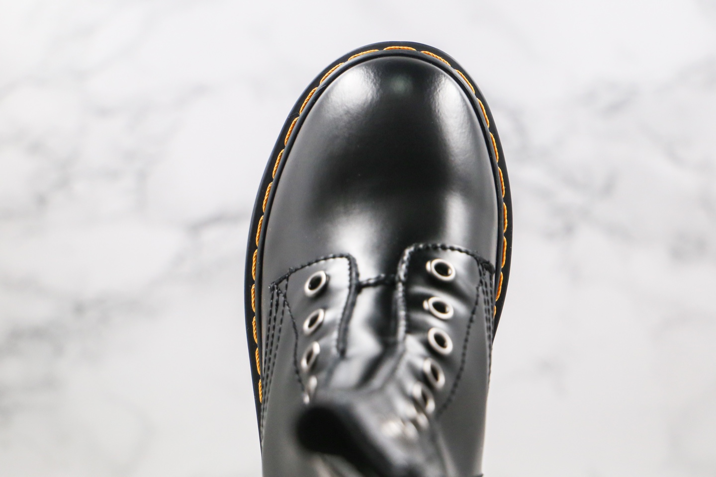 200 无鞋带 拉链 八孔 高帮 黑色 DR 马丁靴Dr.martens 马丁靴