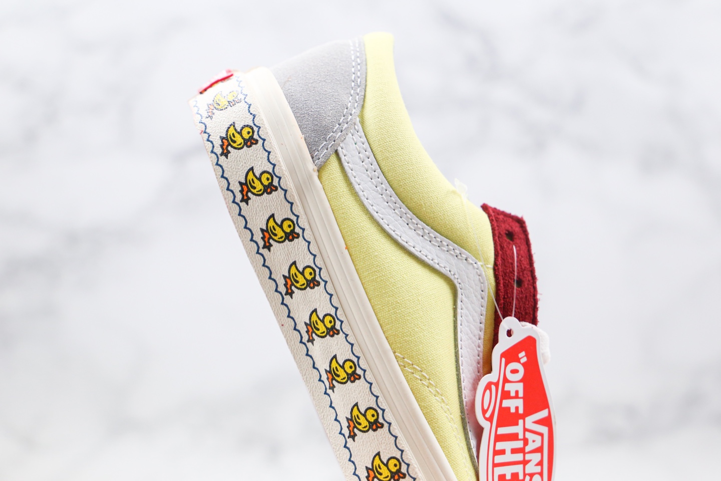 150 万斯 VANS 小黄鸭 小头 短头 黄红绿灰色 彩虹色VN0A3DZ3WNY