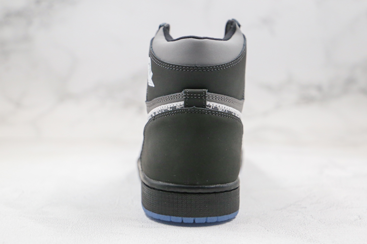 320 AJ1 Dior x Air Jordan 1 AJ1 迪奥联名作为今年级别最高的联名鞋款