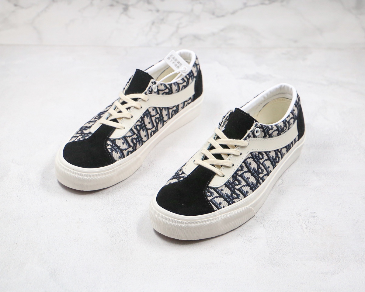 150  VANS范斯 迪奥Dior x Vans Vault OG Bold in ”Christian Dior”灰色 YH11