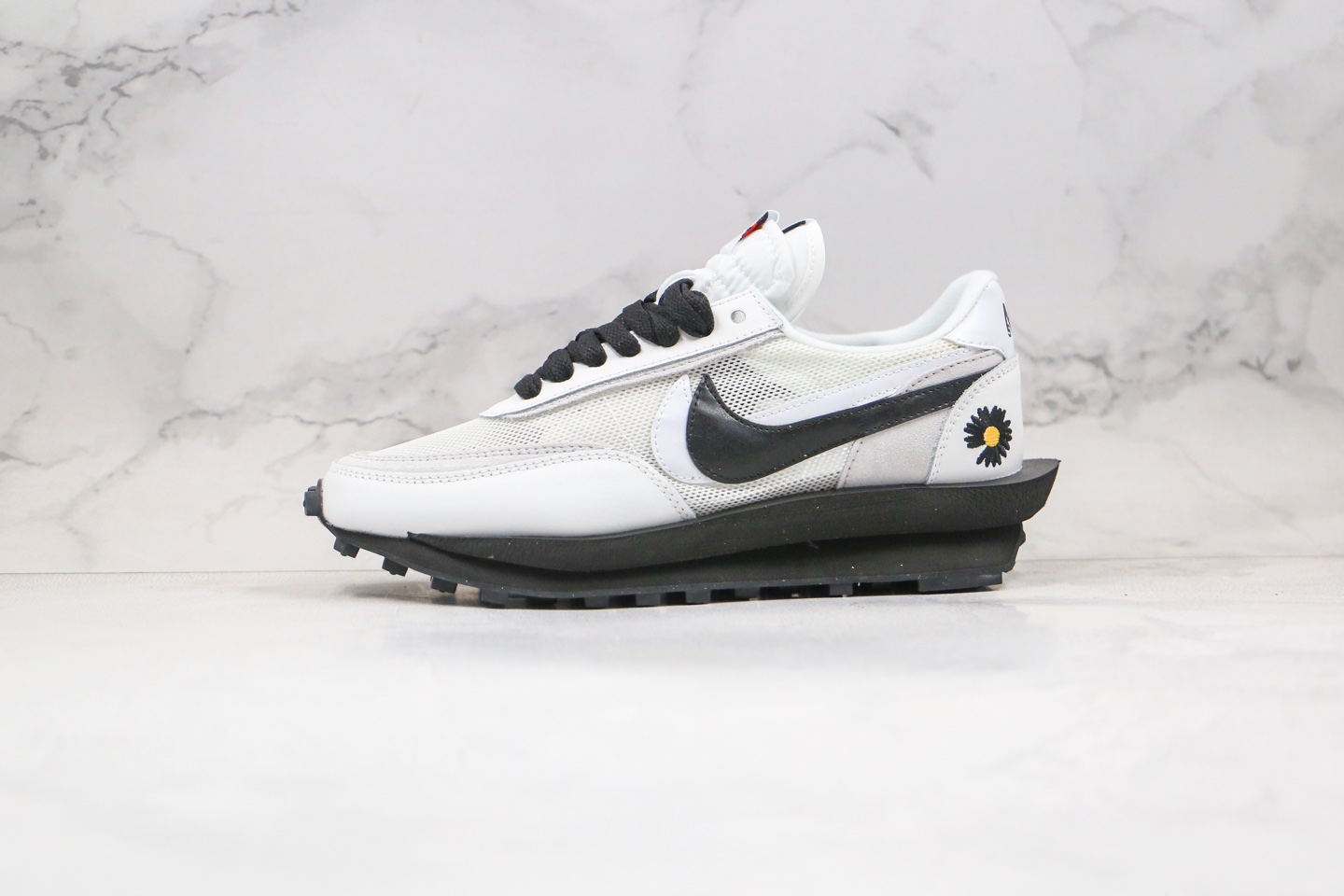 200 公司级 华夫 走秀鞋 白G-Dragon权志龙个人品牌PEACEMINUSONE x Sacai x Nike LDV Waffle Daybreak”雏菊 BV3692-100