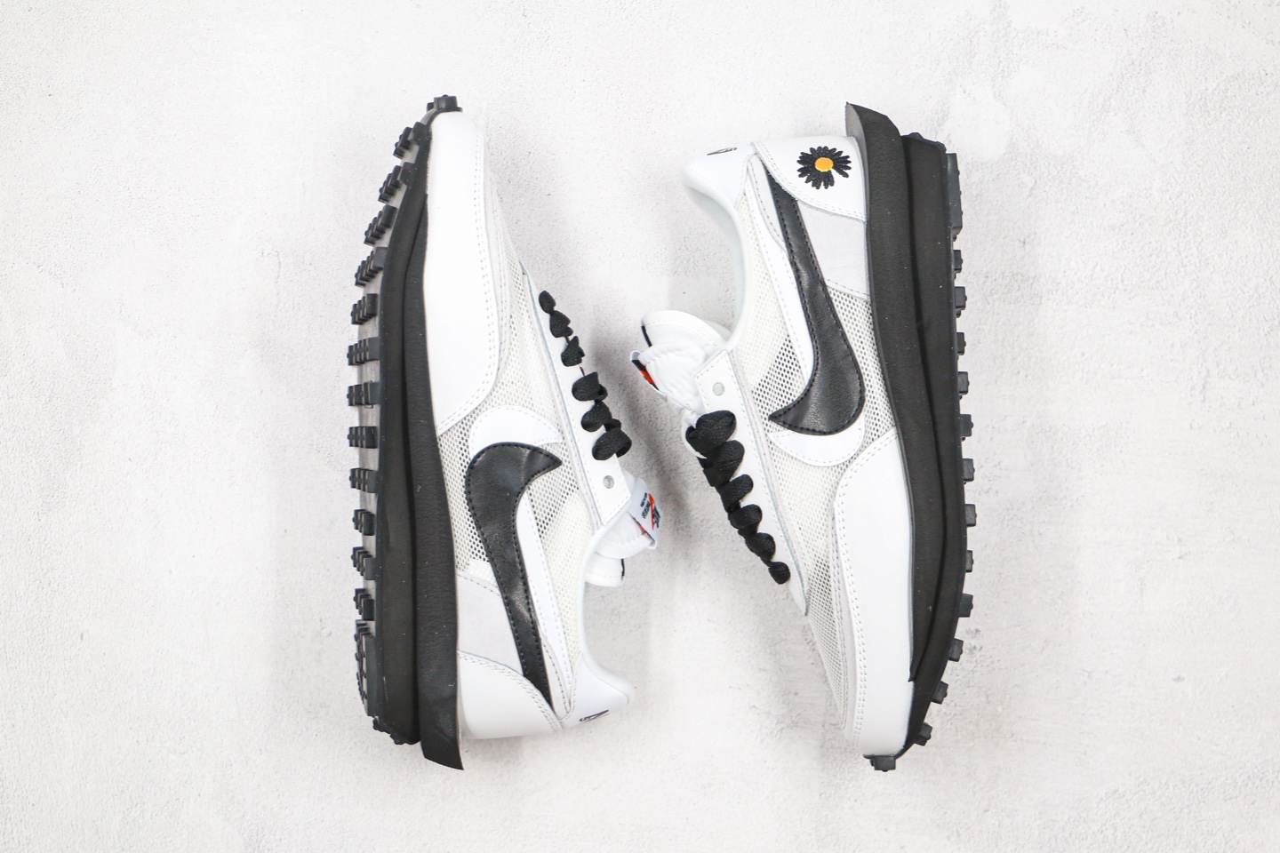 200 公司级 华夫 走秀鞋 白G-Dragon权志龙个人品牌PEACEMINUSONE x Sacai x Nike LDV Waffle Daybreak”雏菊 BV3692-100