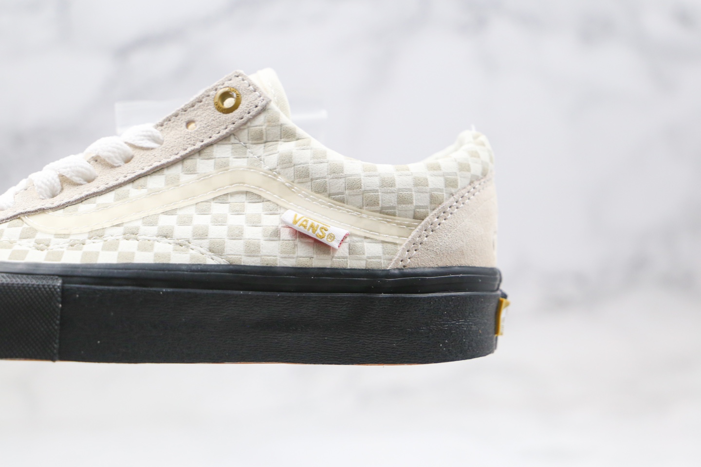 150 万斯 Vans OLD SKOOL PRO  Lizzie Armanto情侣鞋 YH06