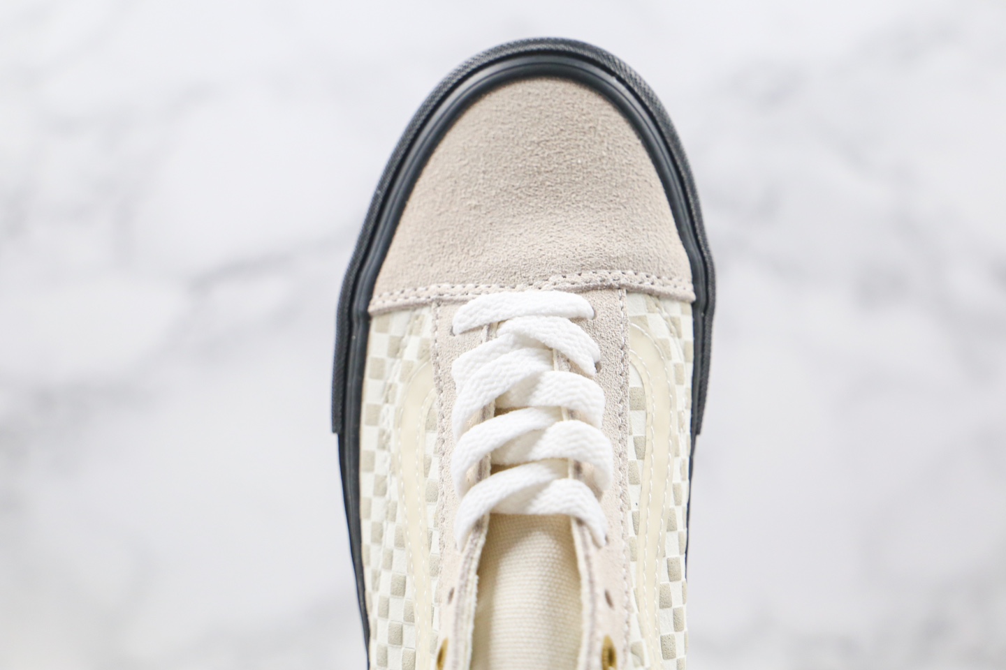150 万斯 Vans OLD SKOOL PRO  Lizzie Armanto情侣鞋 YH06