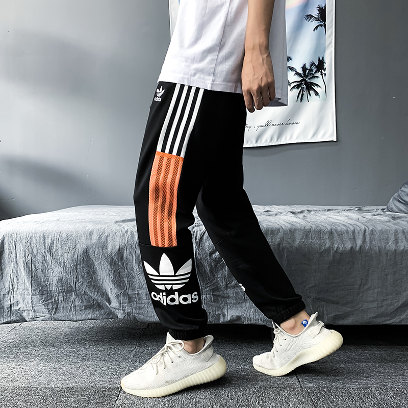 130 Adidas三叶草长裤 专柜同步上市 此款三叶草采用全新的时尚设计