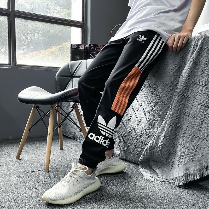 130 Adidas三叶草长裤 专柜同步上市 此款三叶草采用全新的时尚设计