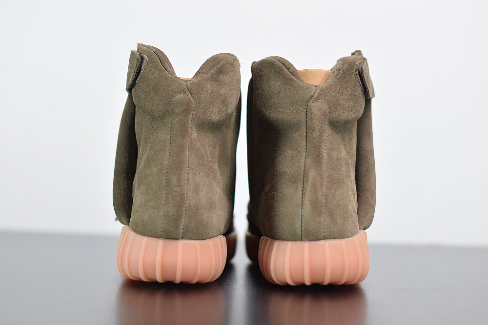 AdidasYeezy 750 Boost BY2456男女同款高帮运动鞋