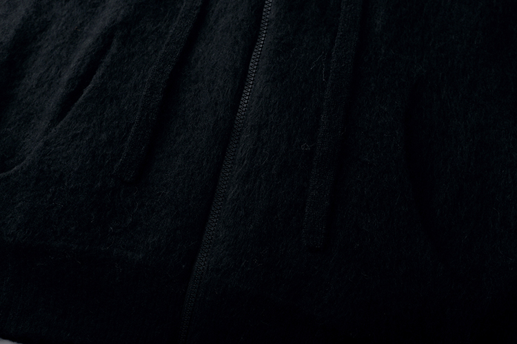 Cashmere Blend Sweater with Anti-Balling Technology in Off-White, Various Sizes Available - 图片 4