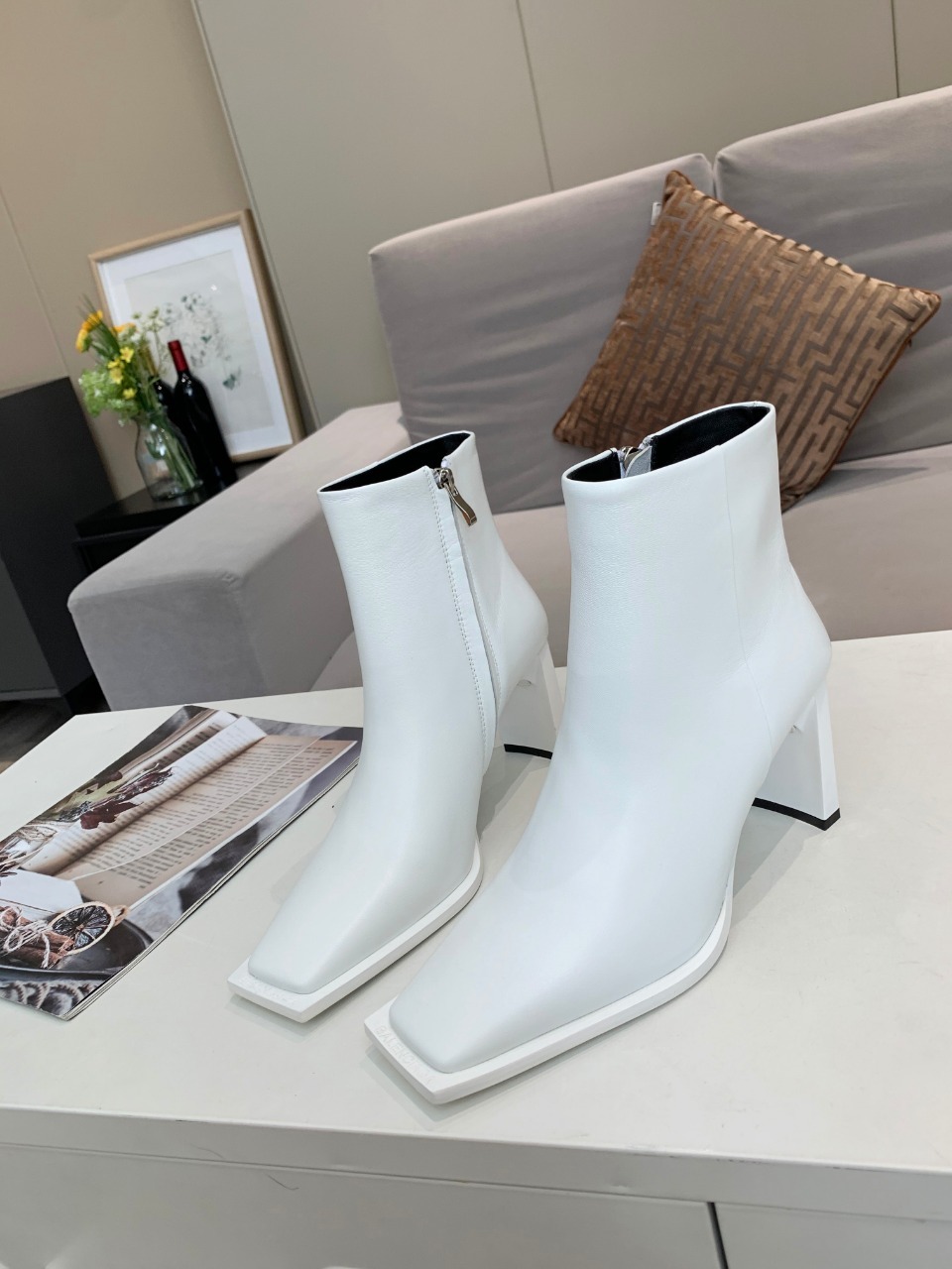 BALENCIAGA巴黎世家2020