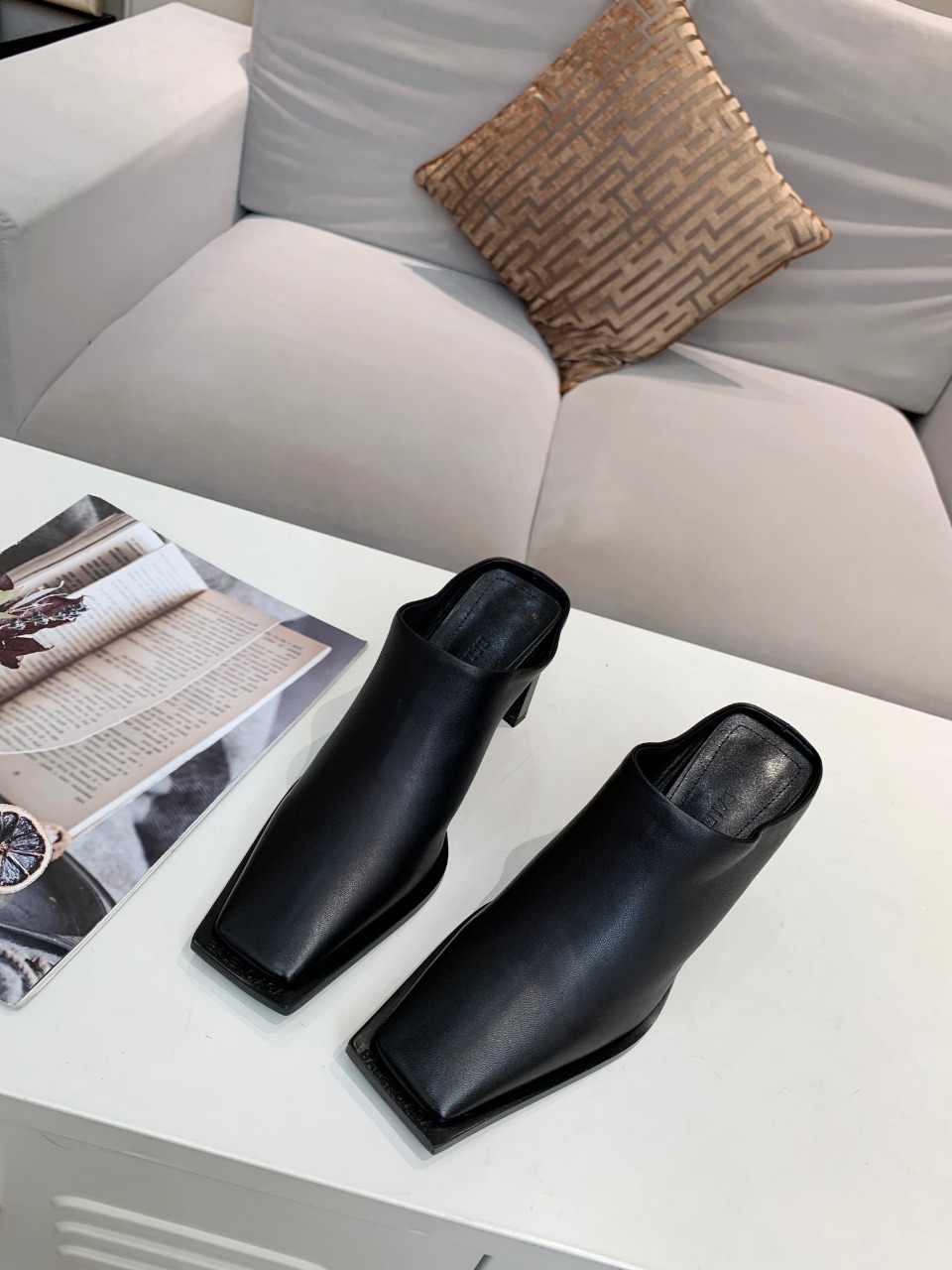BALENCIAGA巴黎世家2020