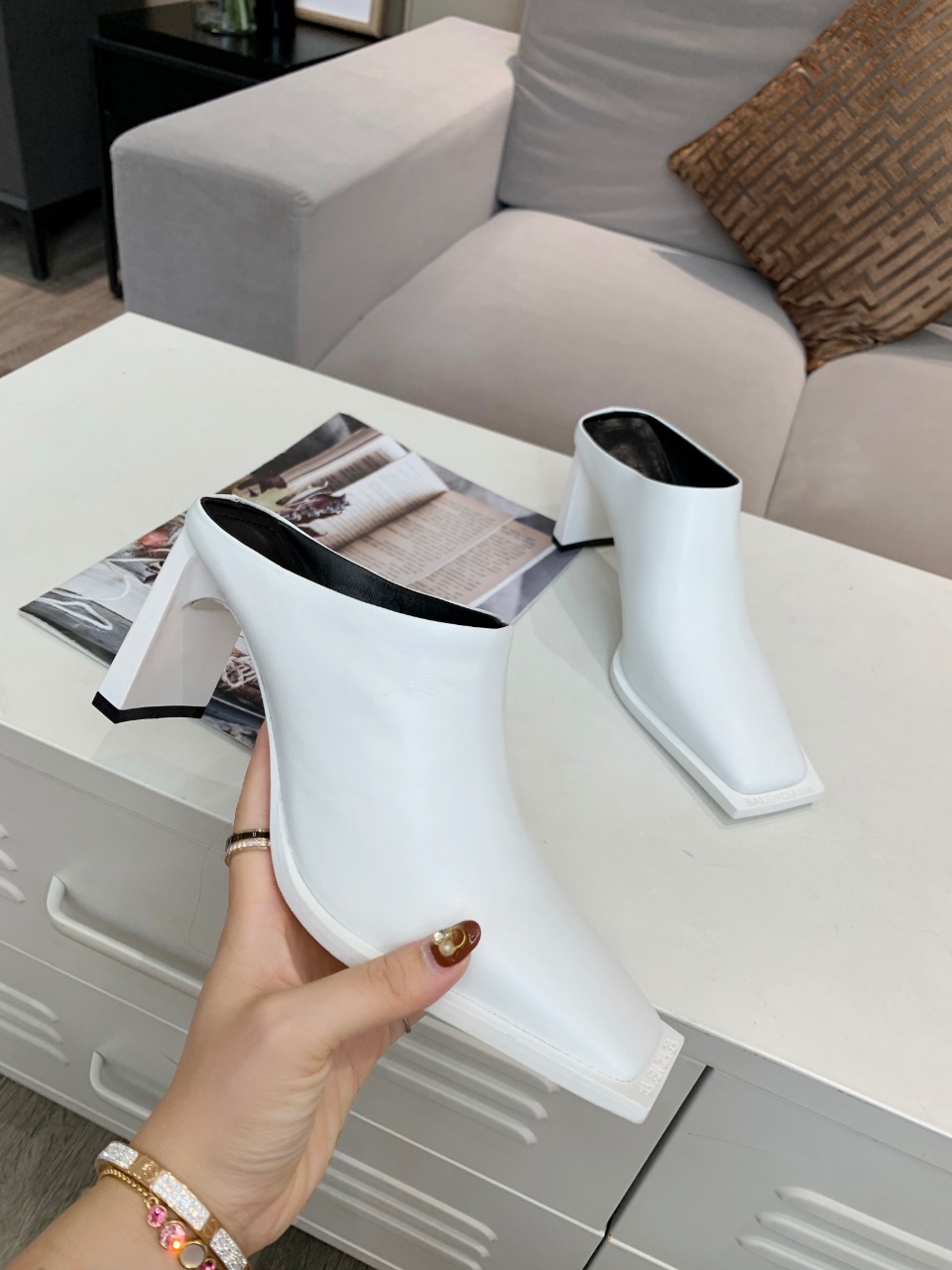 BALENCIAGA巴黎世家2020