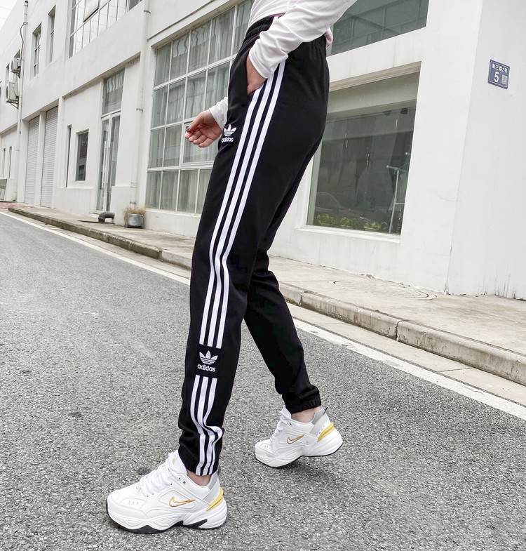 140 Adidas三叶草长裤 专柜同款 钻石纹320克面料 时尚简约的版型