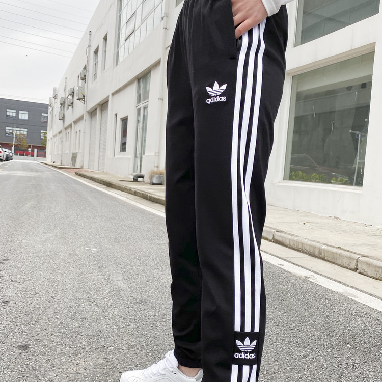 140 Adidas三叶草长裤 专柜同款 钻石纹320克面料 时尚简约的版型