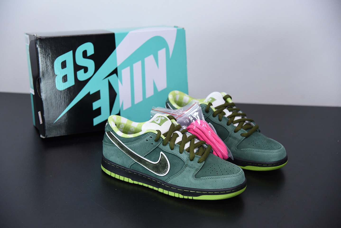 Concepts x Nike SB Dunk Low 绿龙虾男女同款运动鞋 货号:BV1310-337