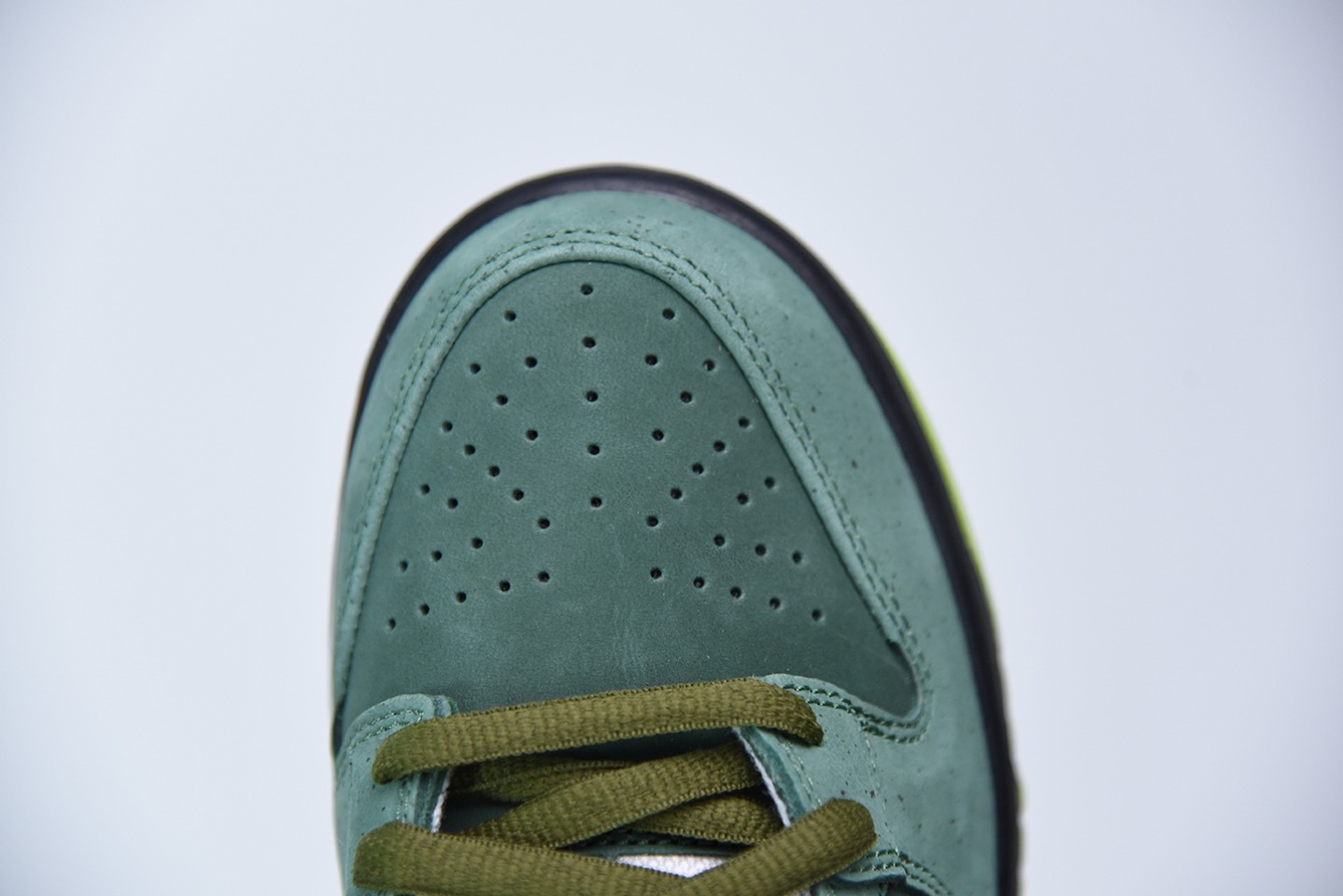 Concepts x Nike SB Dunk Low 绿龙虾男女同款运动鞋 货号:BV1310-337
