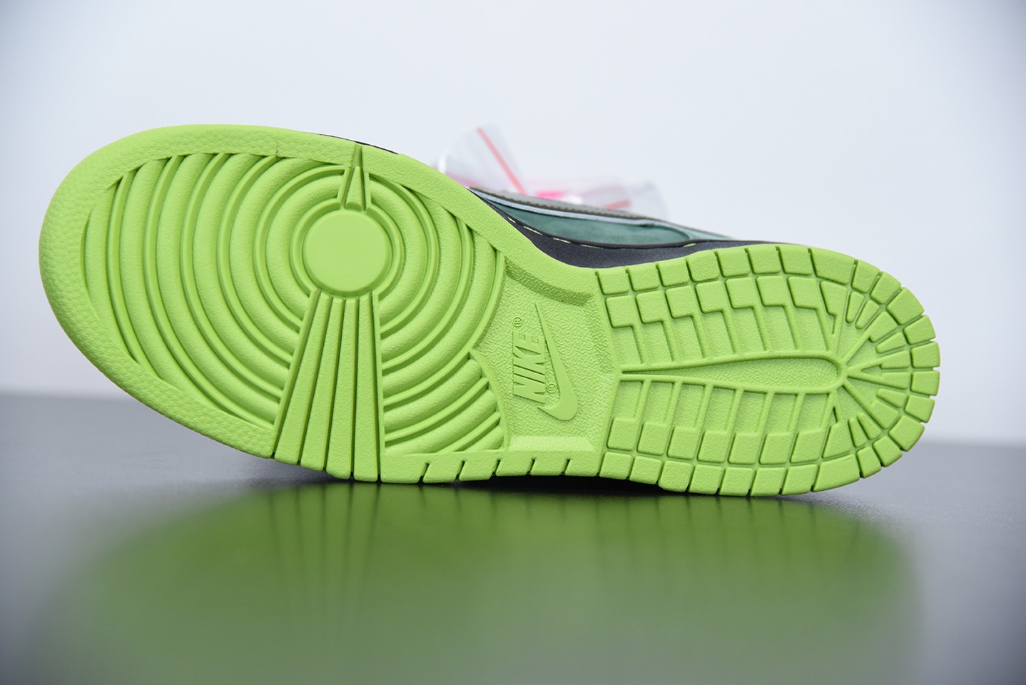 Concepts x Nike SB Dunk Low 绿龙虾男女同款运动鞋 货号:BV1310-337
