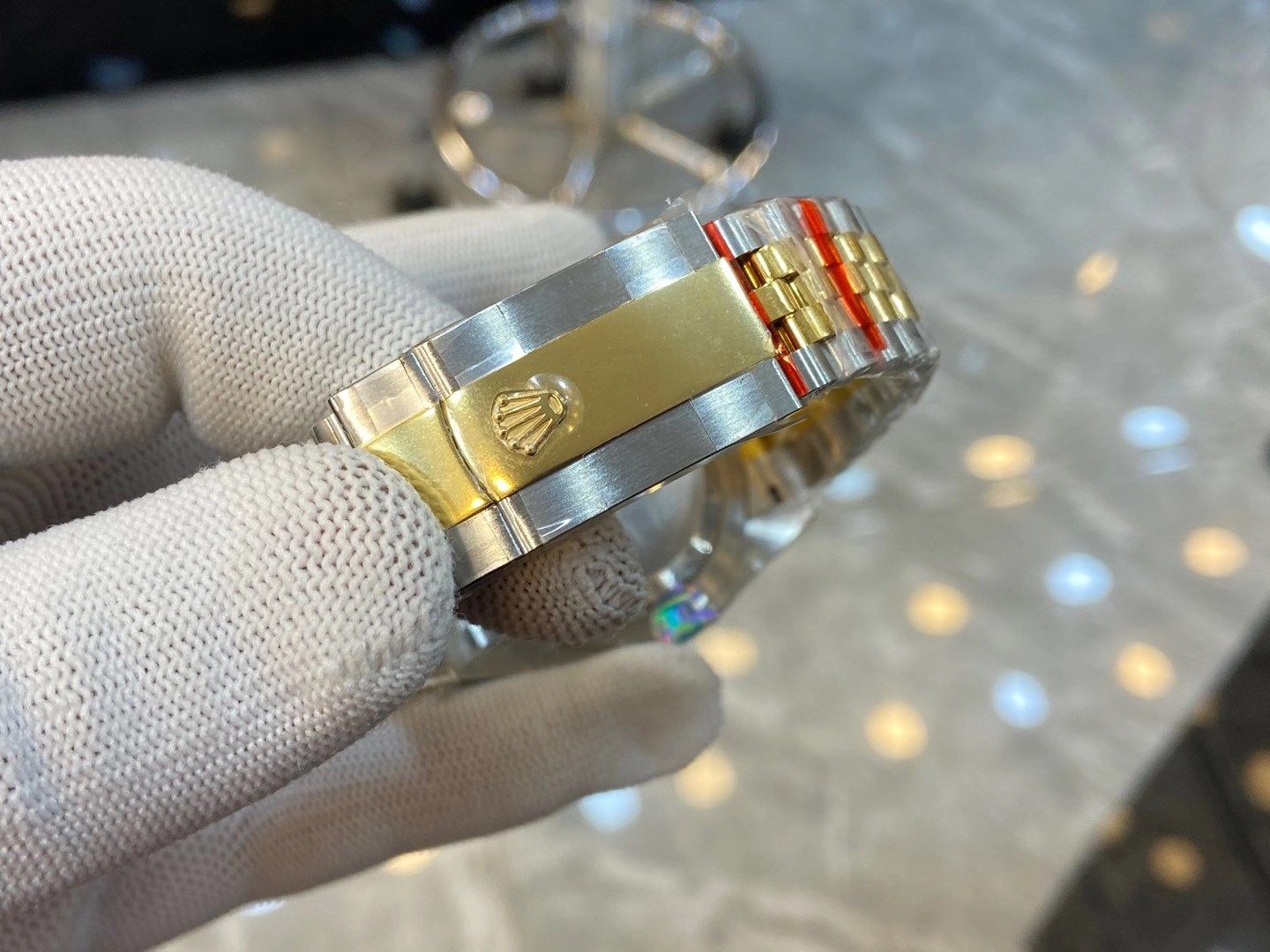 Rolex 劳力士最美白日志41mm表径 体现着独立自信的魅力 追求完美，成就非凡