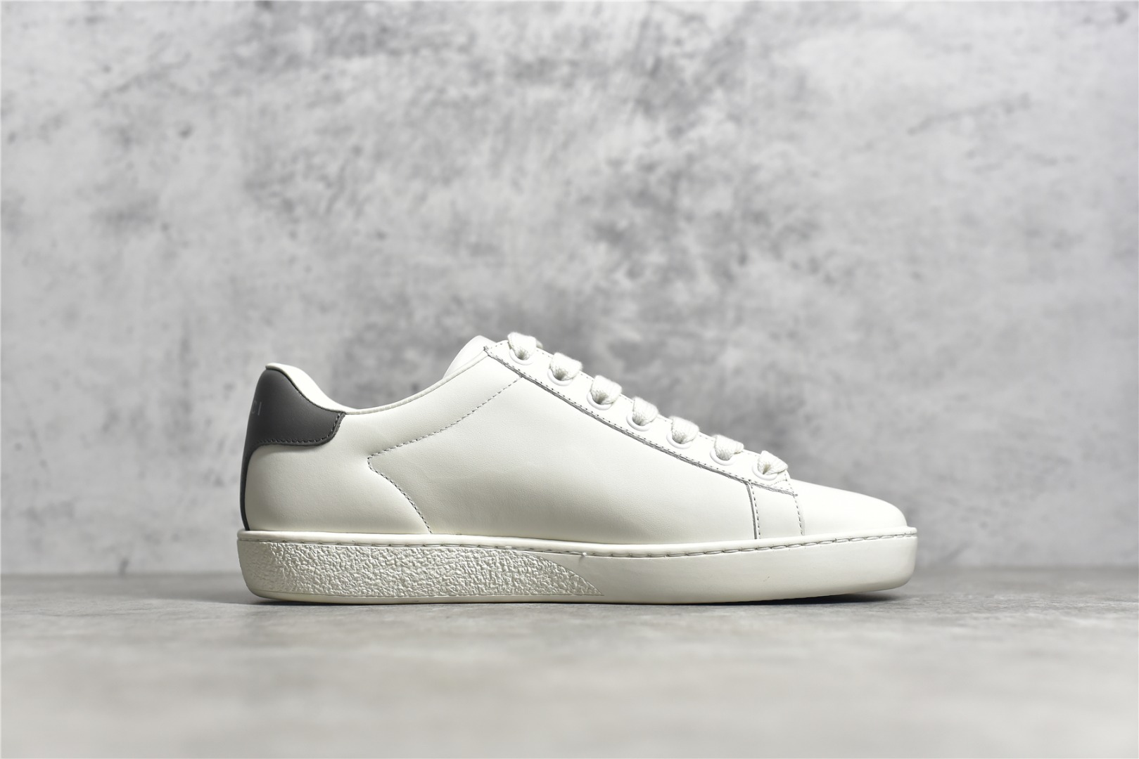 Gucci white shoes series core advantages supply exclusive introduction