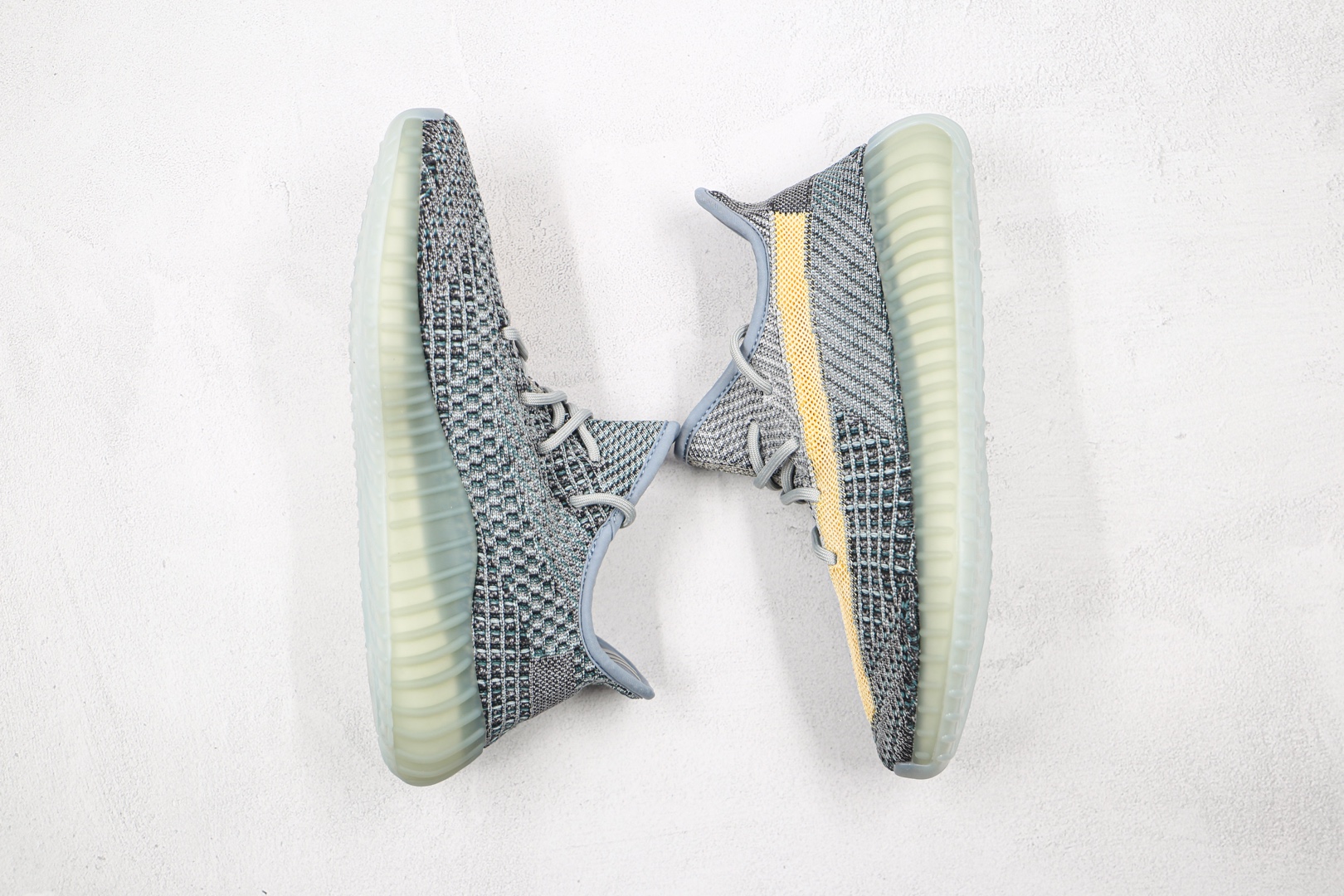 椰子350 V2 信风蓝运动鞋 水洗丹宁