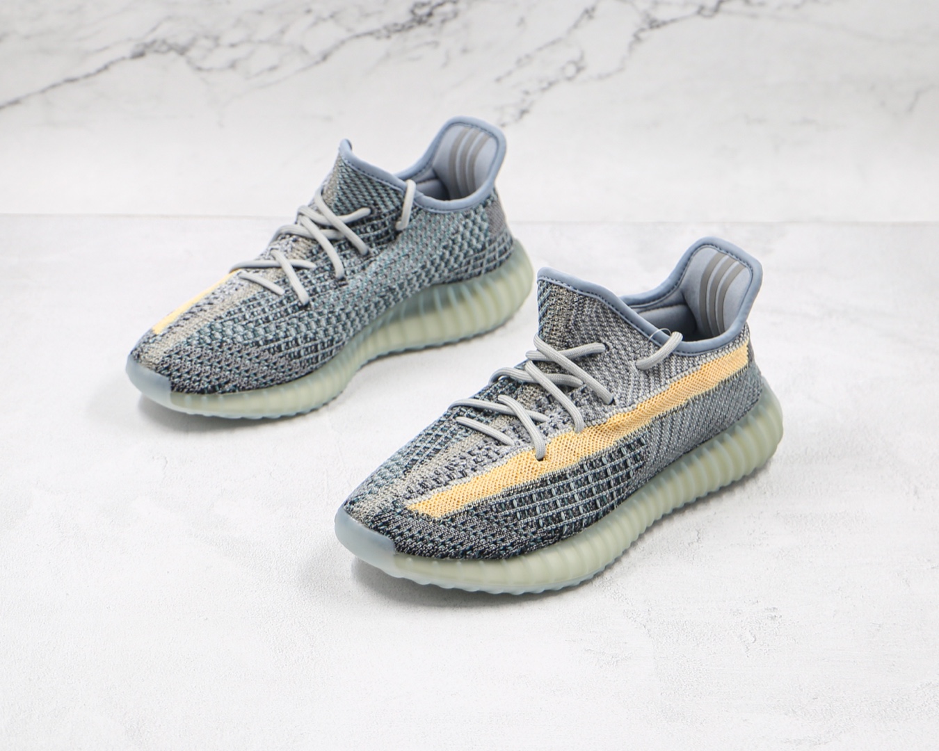 椰子350 V2 信风蓝运动鞋 水洗丹宁