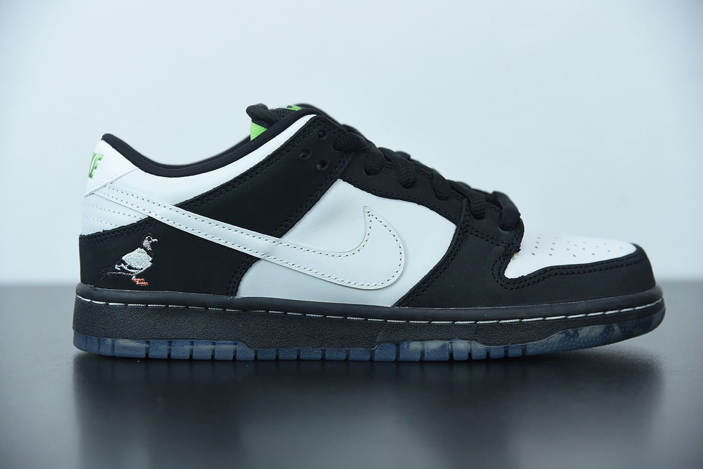 Nk Dunk Low x x Staple 联名 SB 低帮滑板鞋 黑白鸽子  货号：BV1310-013