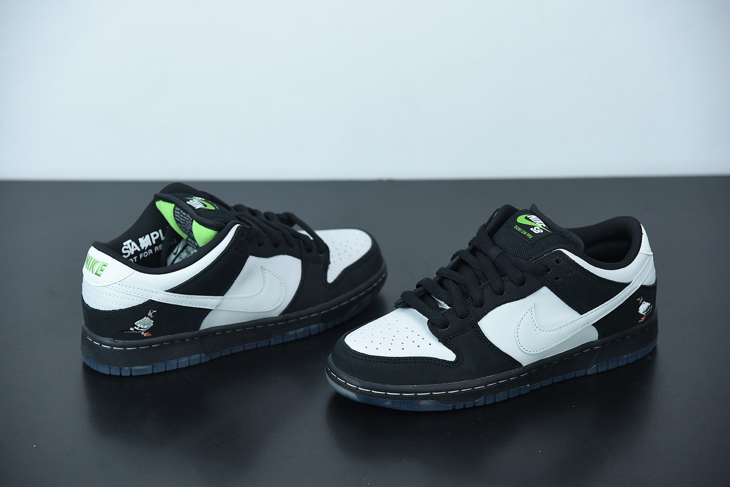 Nk Dunk Low x x Staple 联名 SB 低帮滑板鞋 黑白鸽子  货号：BV1310-013
