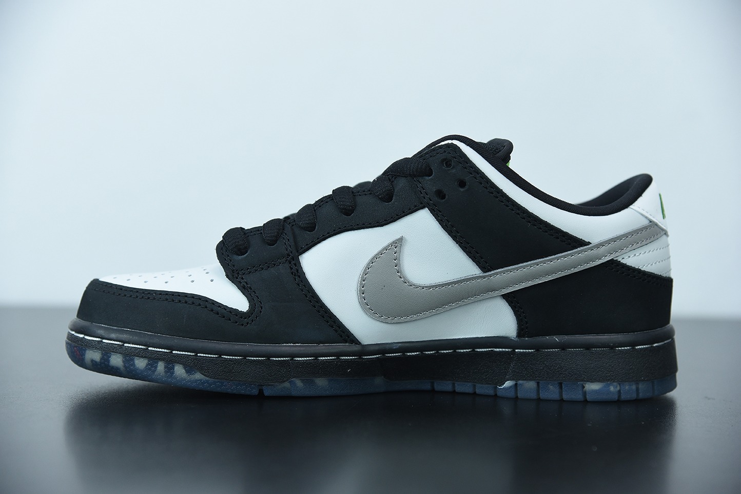 Nk Dunk Low x x Staple 联名 SB 低帮滑板鞋 黑白鸽子  货号：BV1310-013