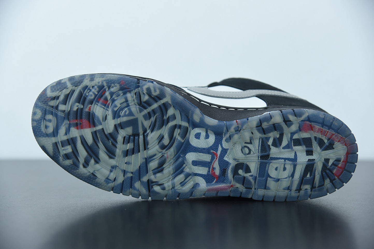 Nk Dunk Low x x Staple 联名 SB 低帮滑板鞋 黑白鸽子  货号：BV1310-013