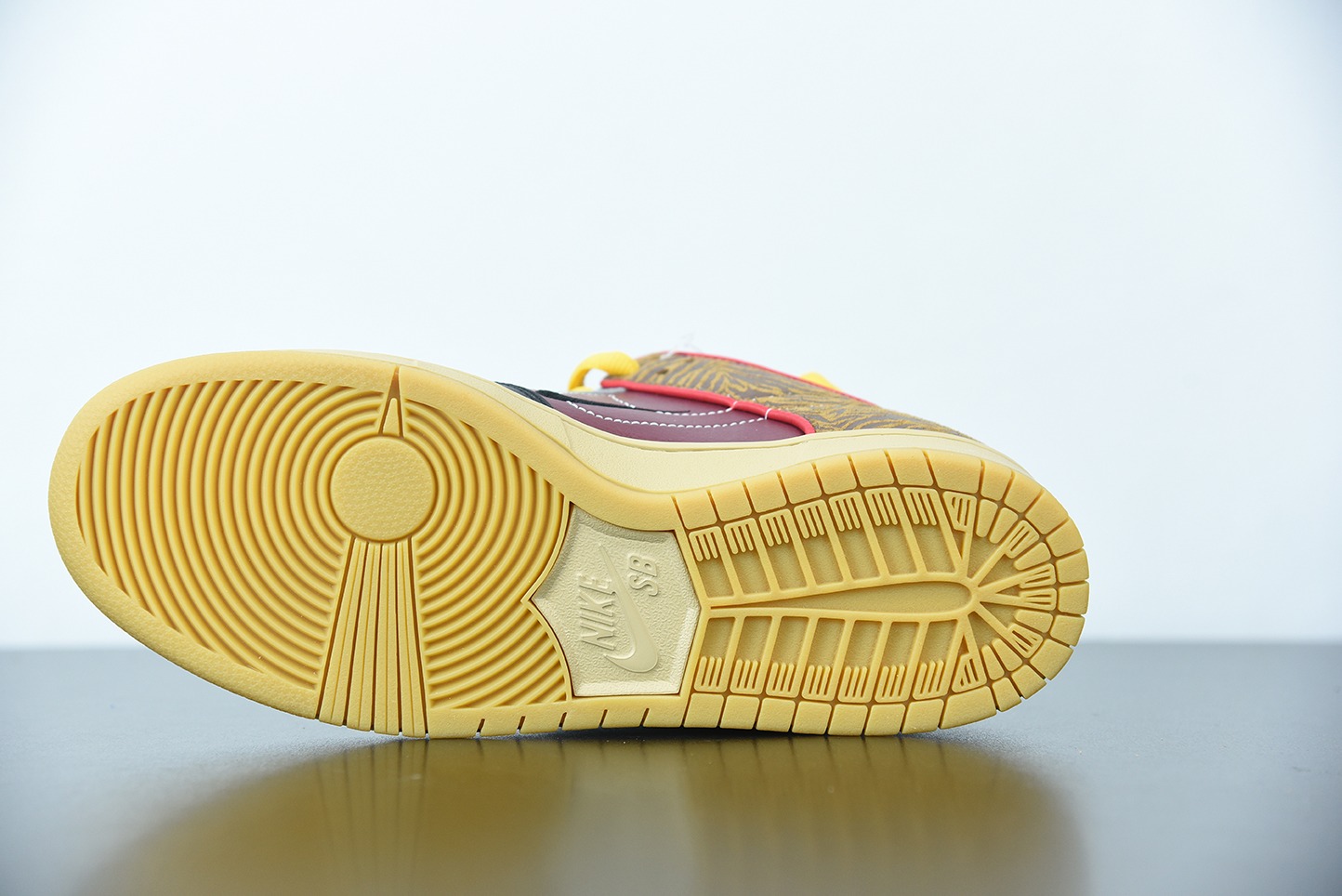 NK SB Dunk Low " What The Paul " 彩色拼接 不对称鸳鸯低帮运动鞋 货号:CZ2239-600