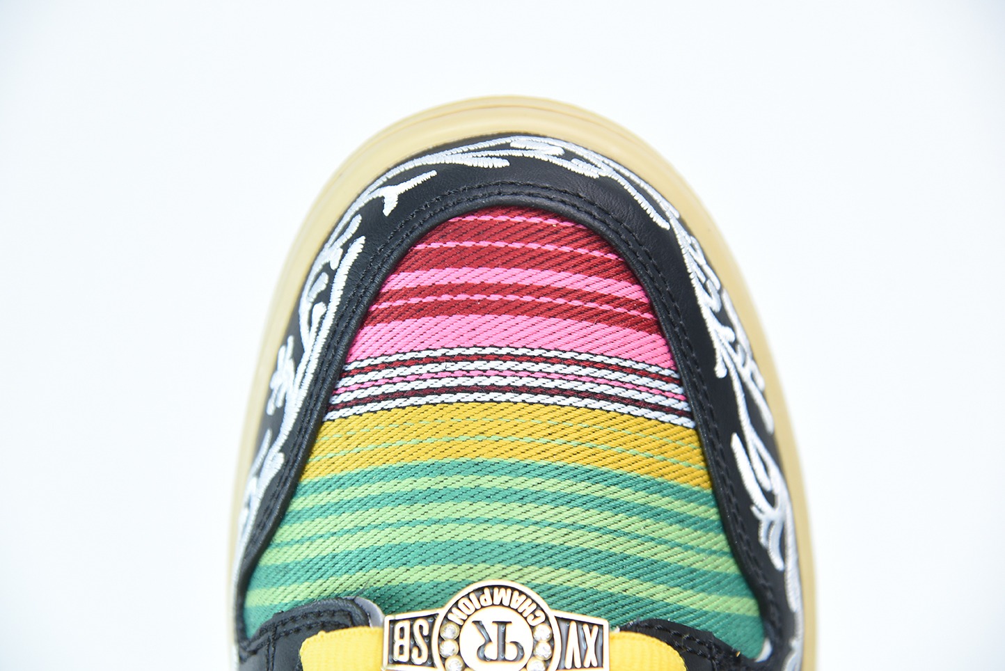 NK SB Dunk Low " What The Paul " 彩色拼接 不对称鸳鸯低帮运动鞋 货号:CZ2239-600