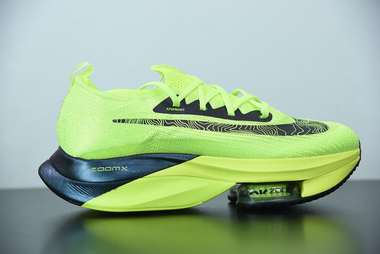 NK Air Zoom Alphafly NEXT%气垫马拉松 黑绿男女同款运动鞋 货号：DC5238-702