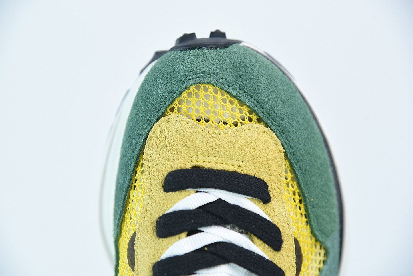 D03G4 纯原Sacai X NIKe regasus vaporrly SP 华夫三代3.0走秀运动跑鞋 货号:CV1363 700