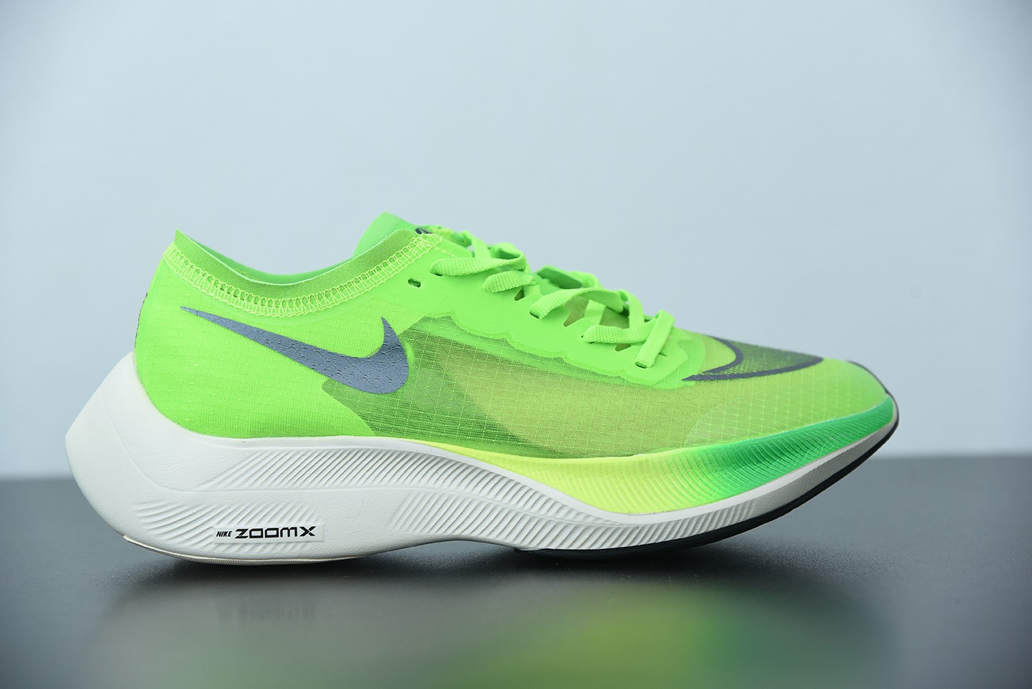 Nk Zoom X Vaporfly Next% 马拉松 半透明 网纱 绿色男女同款运动鞋 货号：AO4568-300