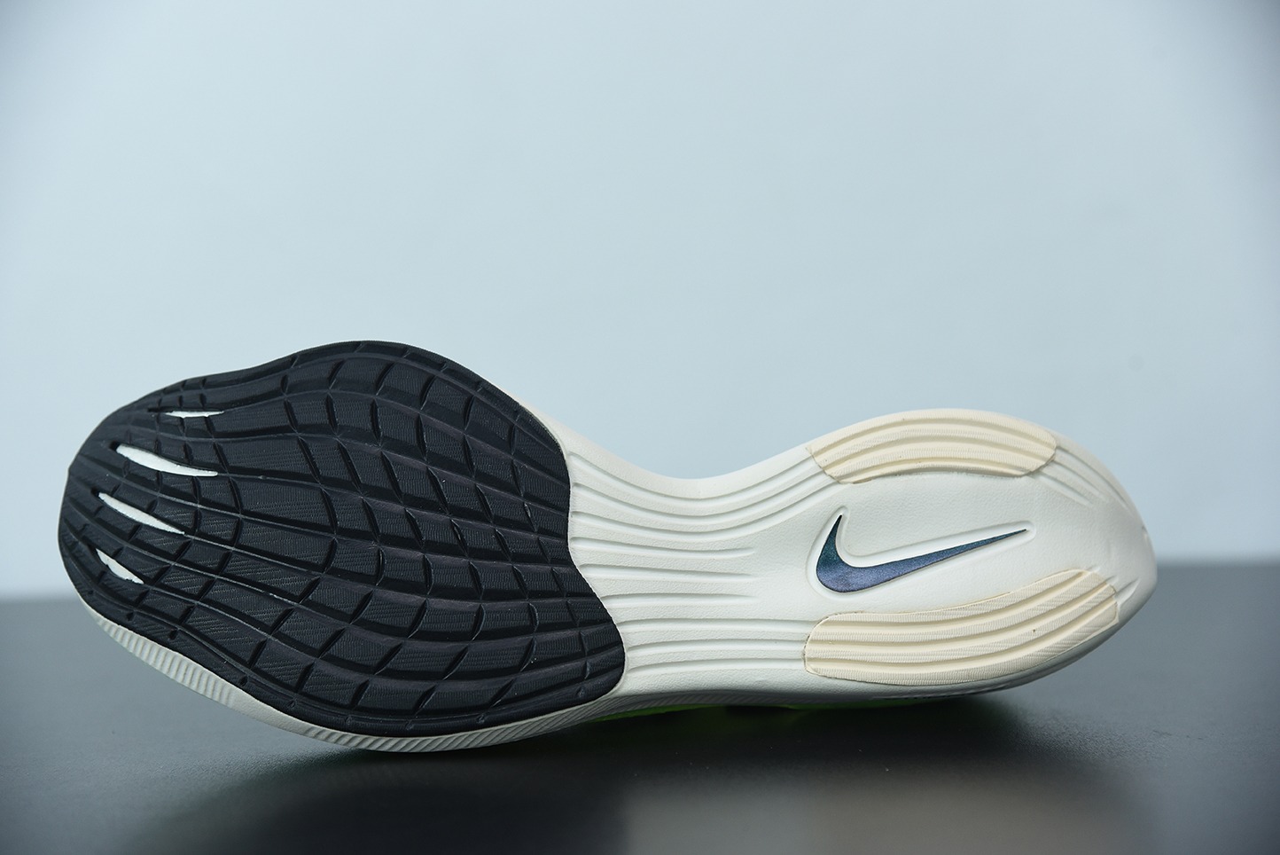 Nk Zoom X Vaporfly Next% 马拉松 半透明 网纱 绿色男女同款运动鞋 货号：AO4568-300