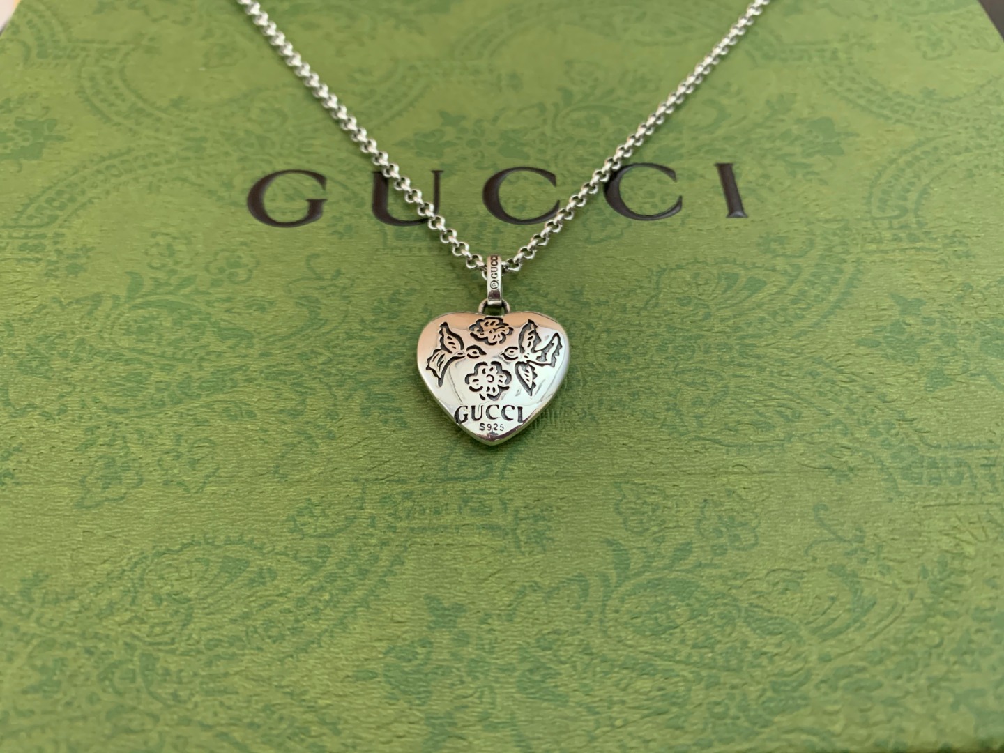 NO:104245,Gucci Gucci Love Fearless Flower and Bird Couple Necklace Size 505cm, Gucci Necklace, Gucci, Gucci, Necklace19860909Gucci古驰爱无畏花鸟情侣项链 尺寸505cm,古驰项链,gucci,gucci,necklace,Jewelry