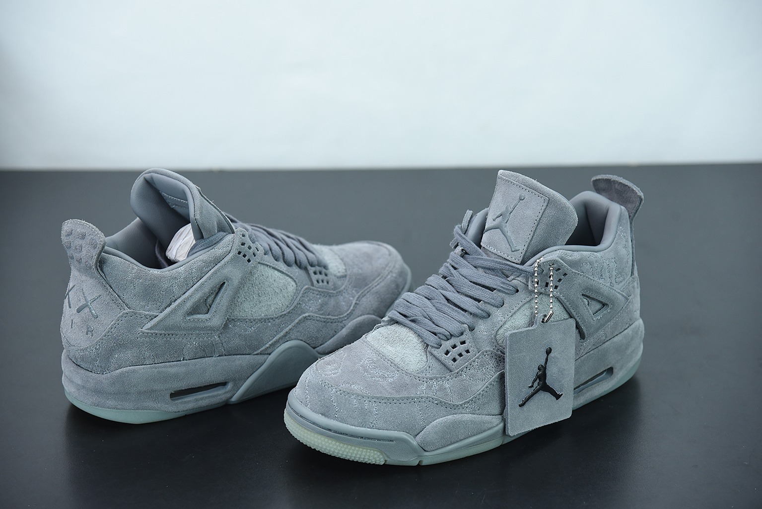 KAWS x Air Jordan 4 Black AJ4 灰麂皮限量联名 夜光水晶中帮男士运动鞋930155-003